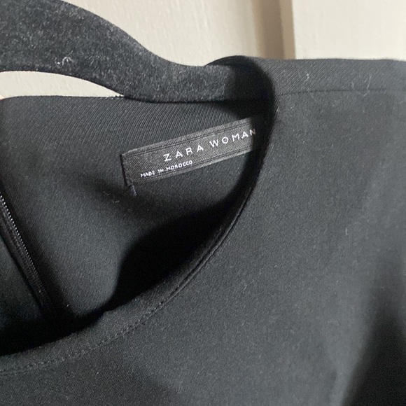 Zara black mini dress with bell sleeves - Picture 3 of 3